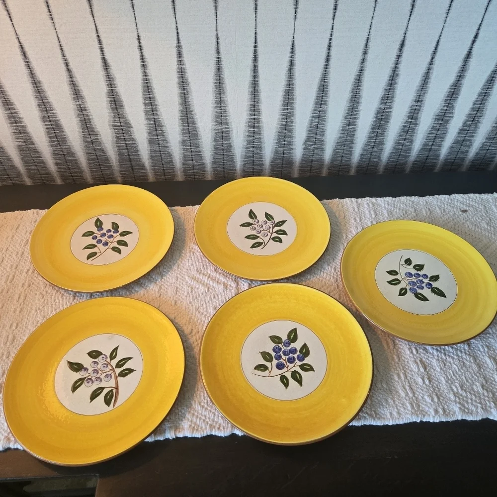 STANGL Vintage 5 Pottery Blueberry Yellow Glazed 6